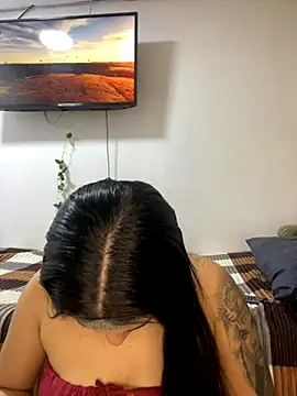 Leyna Kenet online show from 09/28/25, 05:51