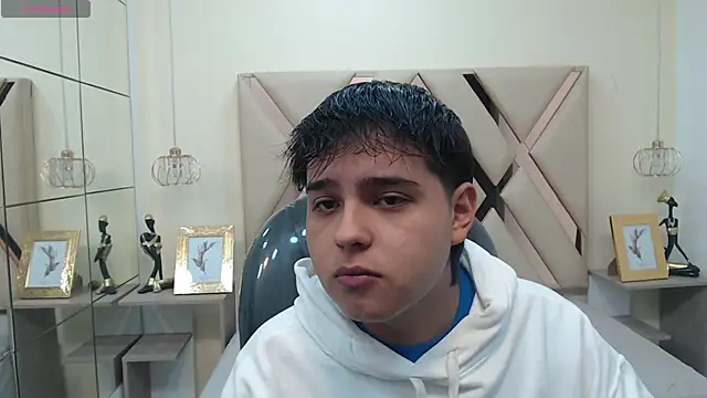 Snapshot of AndrewPherson chatting on 01/15/25, 12:36 AndrewPherson online show from 01/15/25, 12:36