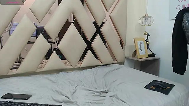 Snapshot of AndrewPherson chatting on 01/15/25, 03:39 AndrewPherson online show from 01/15/25, 03:39