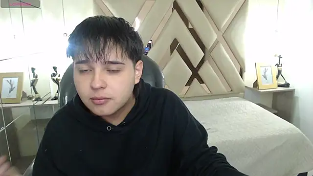 Snapshot of AndrewPherson chatting on 01/16/25, 12:20 AndrewPherson online show from 01/16/25, 12:20