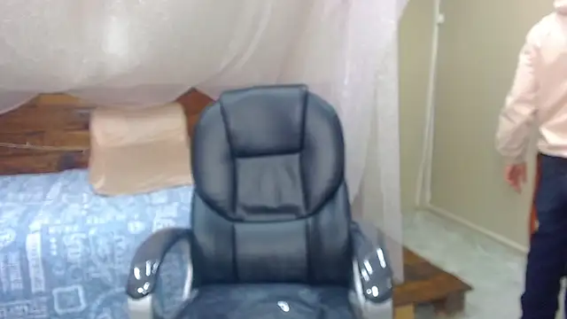 Snapshot of AndrewPherson chatting on 02/14/25, 12:36 AndrewPherson online show from 02/14/25, 12:36