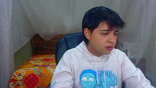 Snapshot of AndrewPherson chatting on 02/22/25, 12:29 AndrewPherson online show from 02/22/25, 12:29