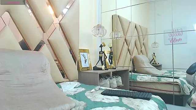 Snapshot of AndrewPherson chatting on 02/27/25, 03:59 AndrewPherson online show from 02/27/25, 03:59