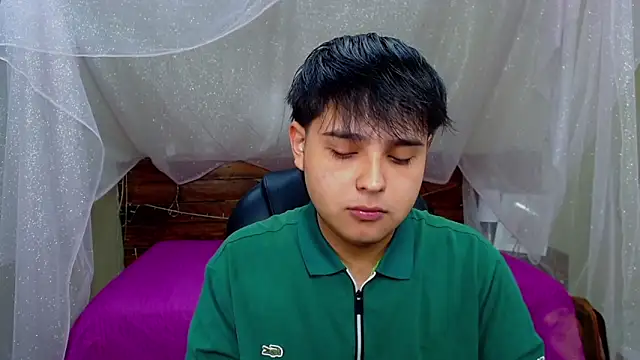 Snapshot of AndrewPherson chatting on 03/12/25, 12:15 AndrewPherson online show from 03/12/25, 12:15