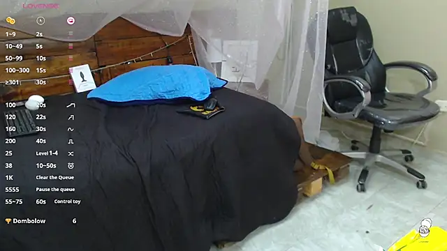 Snapshot of AndrewPherson chatting on 03/19/25, 03:29 AndrewPherson online show from 03/19/25, 03:29