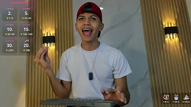 im sebaslopez online show from 02/09/25, 03:32