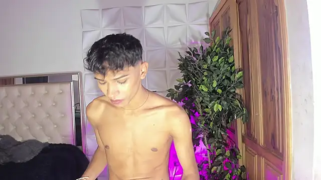 im sebaslopez online show from 10/24/25, 11:39