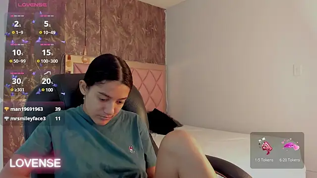 SKYLERWHIITEE online show from 02/07/25, 05:41