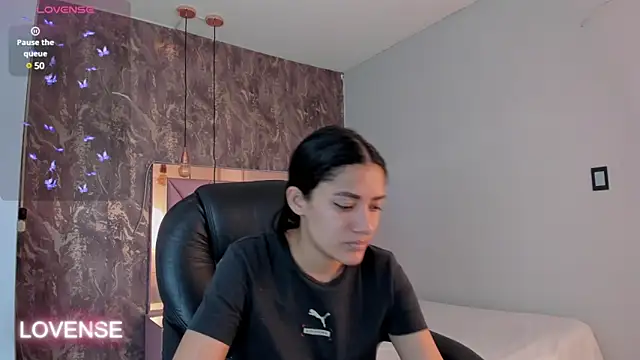 SKYLERWHIITEE online show from 03/15/25, 01:52