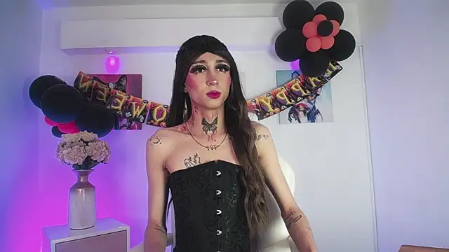 Aniie Doll online show from 10/12/25, 08:41