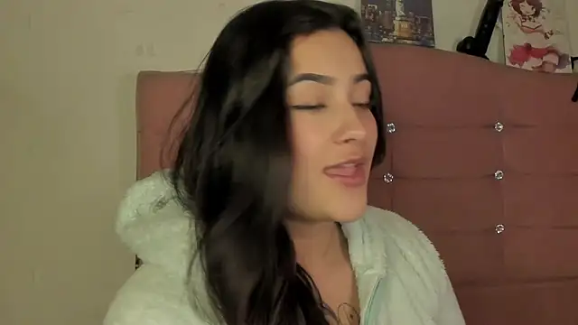 Snapshot of male_couper chatting on 12/13/24, 09:35 male couper online show from 12/13/24, 09:35