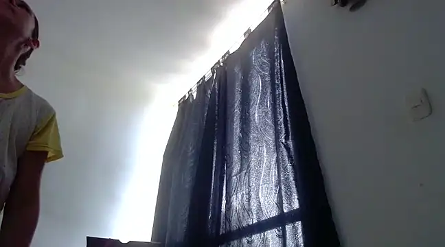 nicolle milf1978 online show from 02/18/25, 01:22