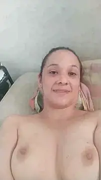 nicolle milf1978 online show from 10/24/25, 12:45