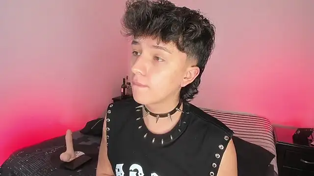 Snapshot of juandaaap chatting on 10/28/25, 02:59 juandaaap online show from 10/28/25, 02:59