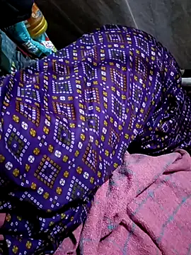 Snapshot of tammy-lisha chatting on 12/22/24, 04:27 tammy-lisha online show from 12/22/24, 04:27