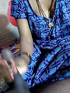 Snapshot of tammy-lisha chatting on 02/14/25, 04:37 tammy-lisha online show from 02/14/25, 04:37