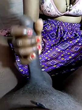 Snapshot of tammy-lisha chatting on 02/20/25, 06:13 tammy-lisha online show from 02/20/25, 06:13