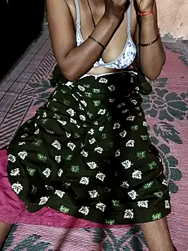 Snapshot of tammy-lisha chatting on 03/18/25, 06:15 tammy-lisha online show from 03/18/25, 06:15