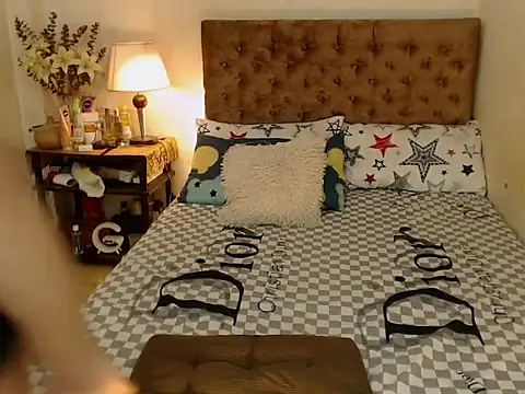 playtimesussy69 online show from 12/04/25, 01:15