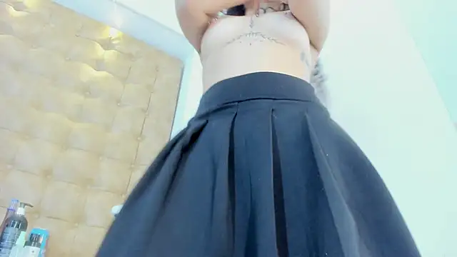 hanna  jadidi online show from 03/15/25, 04:46