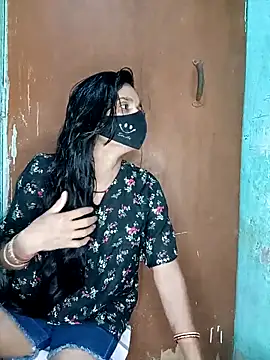 Snapshot of Suhani512 chatting on 11/02/25, 05:10 Suhani512 online show from 11/02/25, 05:10