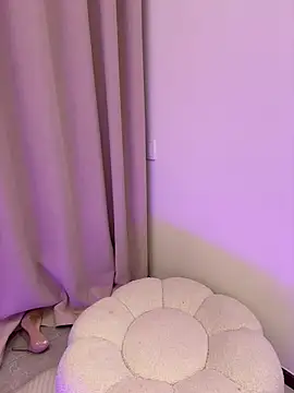 Selenaaaaa- online show from 03/17/25, 07:58