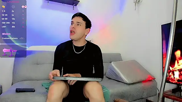 Snapshot of joe_jhon chatting on 01/31/25, 06:46 joe jhon online show from 01/31/25, 06:46