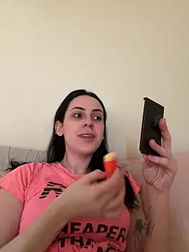 Morguisssz online show from 02/15/26, 09:52