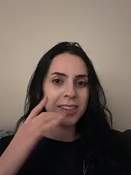 Morguisssz online show from 06/18/26, 07:41