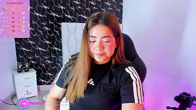 Snapshot of jisoo__ chatting on 03/14/25, 10:16 jisoo online show from 03/14/25, 10:16