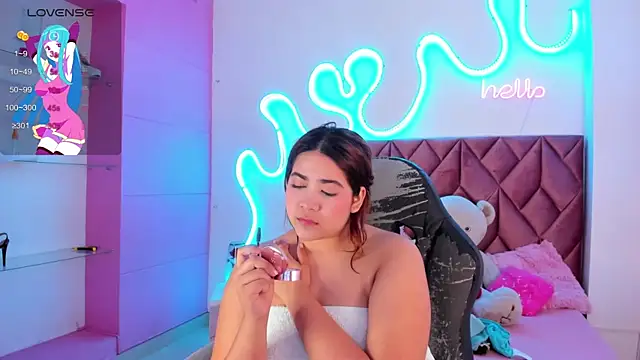 Snapshot of jisoo__ chatting on 11/28/25, 01:58 jisoo online show from 11/28/25, 01:58