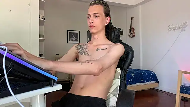 Den BlueXx online show from 01/12/25, 04:50