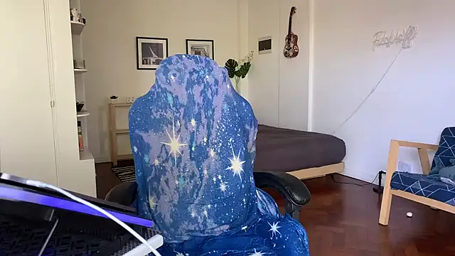 Den BlueXx online show from 01/14/25, 07:11