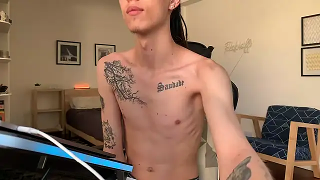 Den BlueXx online show from 01/22/25, 09:57