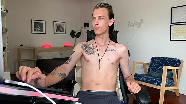 Den BlueXx online show from 01/24/25, 12:31