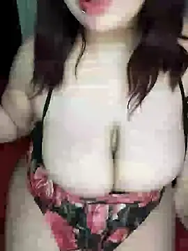 Snapshot of Farawla_elgmda chatting on 12/08/24, 08:47 Farawla elgmda online show from 12/08/24, 08:47