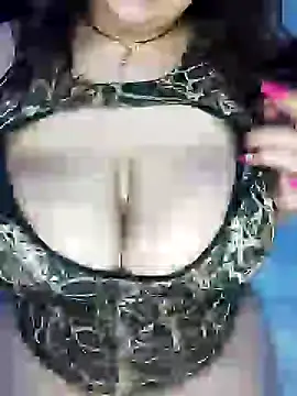 Snapshot of Farawla_elgmda chatting on 01/04/25, 07:13 Farawla elgmda online show from 01/04/25, 07:13