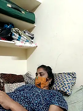 ammullu456 online show from 05/18/26, 02:34