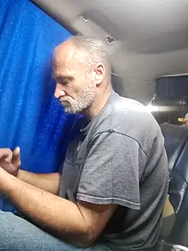 Snapshot of DatingProfile_USA_43_str8 chatting on 02/15/25, 12:15 DatingProfile USA 43 str8 online show from 02/15/25, 12:15