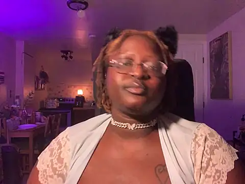 Snapshot of BigKittyRaven chatting on 12/10/24, 04:56 BigKittyRaven online show from 12/10/24, 04:56