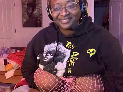 Snapshot of BigKittyRaven chatting on 02/15/25, 07:16 BigKittyRaven online show from 02/15/25, 07:16