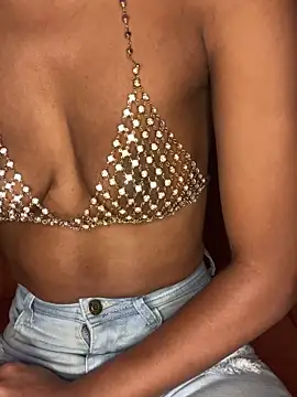 Snapshot of Nova_Kane chatting on 01/01/25, 04:18 Nova Kane online show from 01/01/25, 04:18