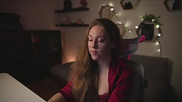 Snapshot of Berberis__Silene chatting on 10/08/25, 06:16 Berberis Silene online show from 10/08/25, 06:16