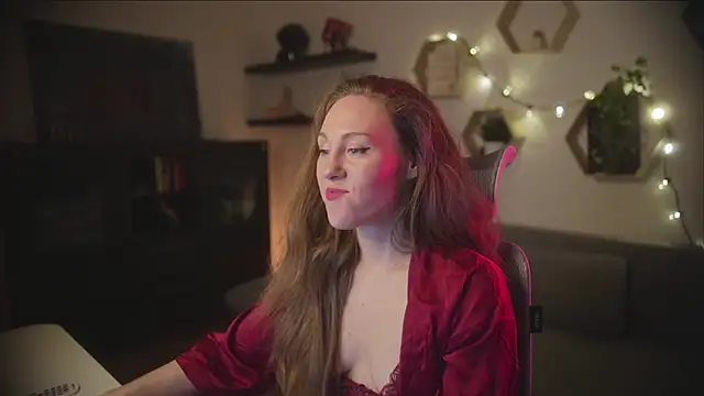 Snapshot of Berberis__Silene chatting on 10/24/25, 08:16 Berberis Silene online show from 10/24/25, 08:16