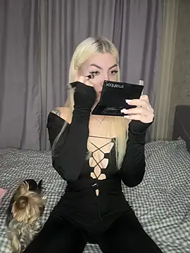 Cute Barbieee  online show from 12/16/24, 05:33