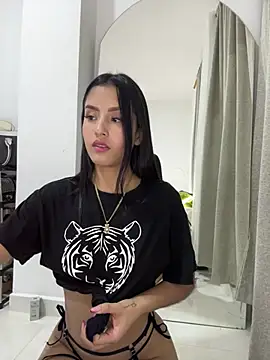  AmberSmithh online show from 01/08/25, 02:57