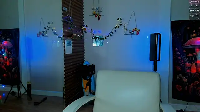 sweed angel online show from 03/16/25, 08:43