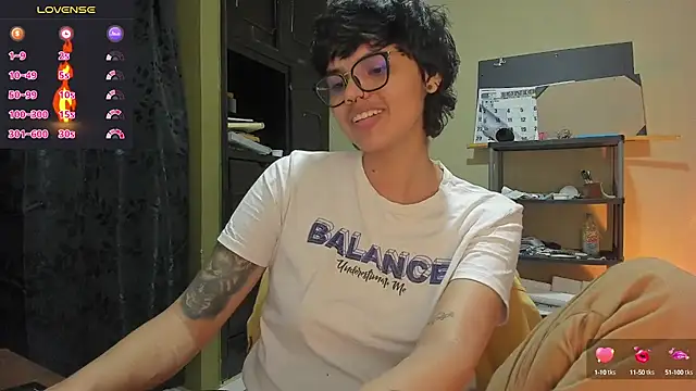 Snapshot of gooddess_isis chatting on 12/23/24, 05:39 gooddess isis online show from 12/23/24, 05:39