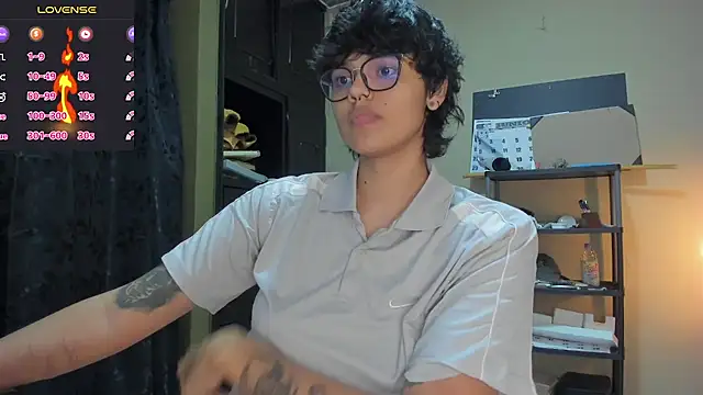 Snapshot of gooddess_isis chatting on 12/24/24, 06:11 gooddess isis online show from 12/24/24, 06:11