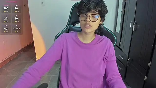 Snapshot of gooddess_isis chatting on 01/04/25, 11:54 gooddess isis online show from 01/04/25, 11:54